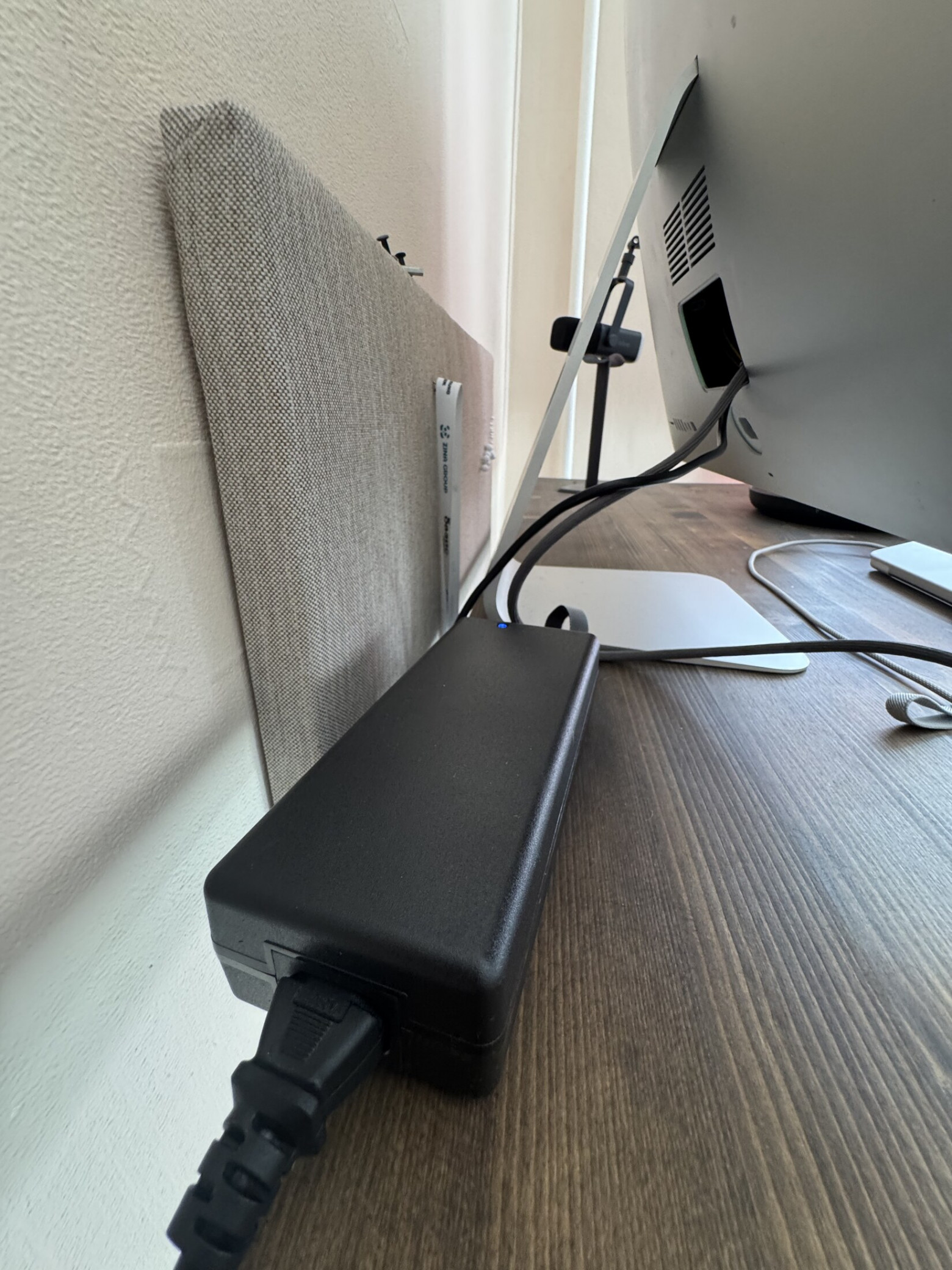 Внешний блок питания переделанного iMac
